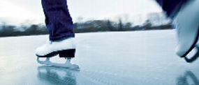 Eislaufschuhe bei Intersport Forster