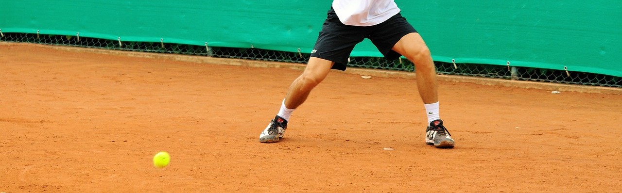 Was muss ein Tennisschuh können?