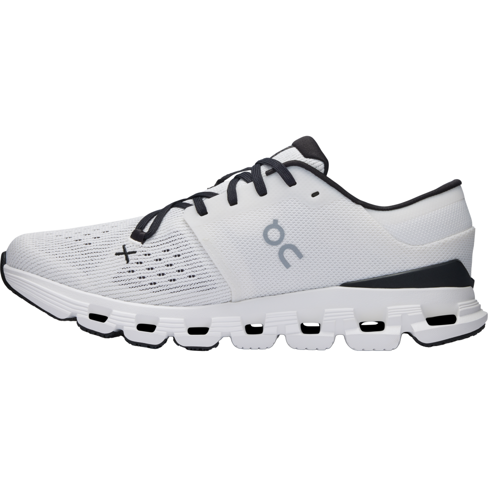 ON Running Fitness Schuhe Damen Cloud X 4 10