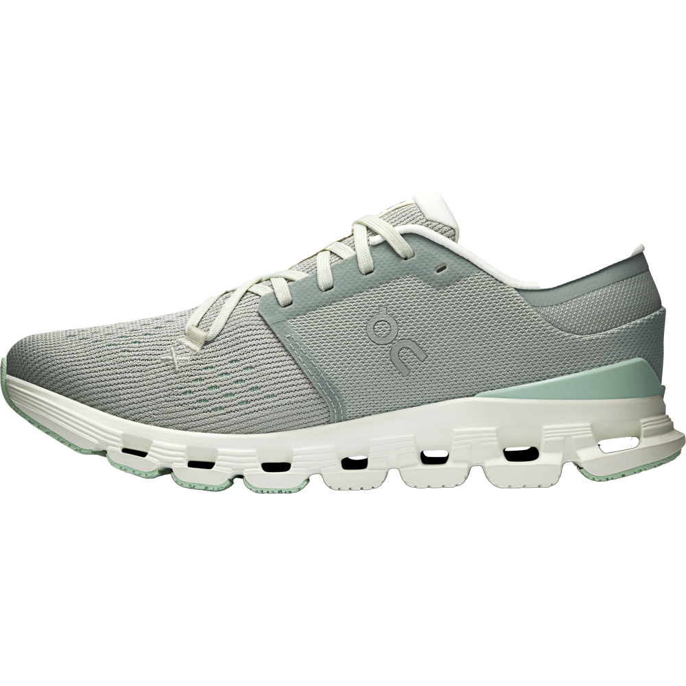 ON Running Fitness Schuhe Damen Cloud X 4 