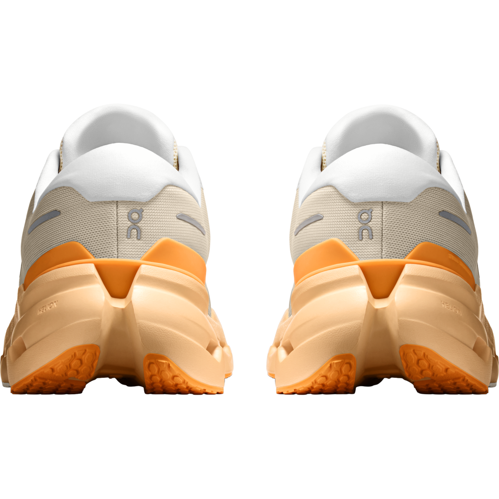 ON Cloudrunner 3 