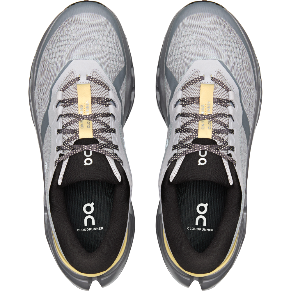 ON Cloudrunner 3 